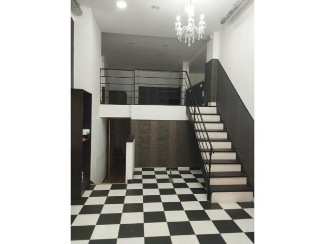 Local comercial en alquiler en Málaga, Centro Histórico photo 0