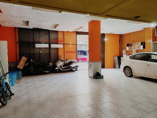 Local comercial en alquiler en Valencia, Arrancapins photo 0