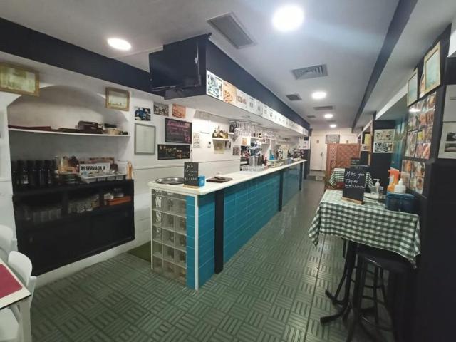 Local comercial en alquiler en Cáceres, Centro photo 0