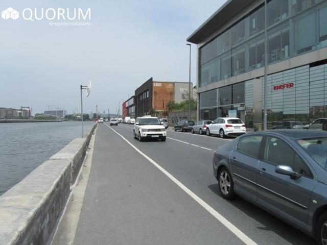 Local comercial en alquiler en Erandio, Frente a la ria photo 0