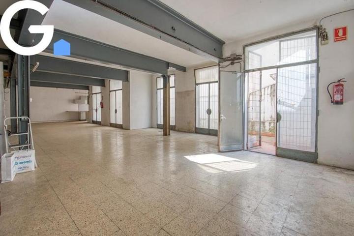 Local comercial en alquiler en L'Hospitalet de Llobregat, Santa Eulalia photo 0