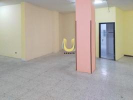 Local comercial en alquiler en Móstoles photo 0