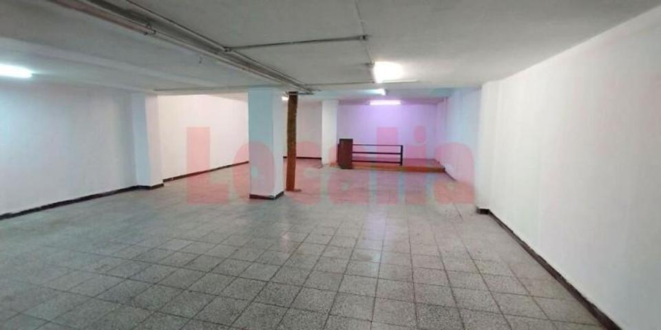 Local comercial en alquiler en Santander photo 0