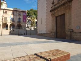 Local comercial en alquiler en Denia, Centro photo 0