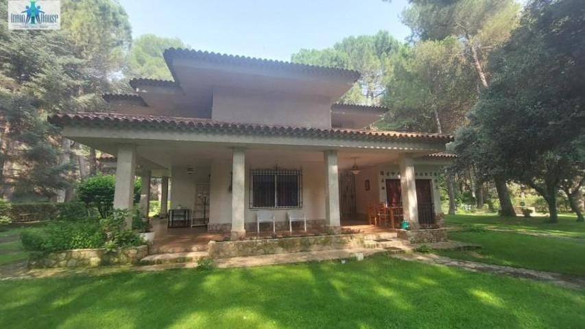 Casa en alquiler en Albacete, Albacete photo 0