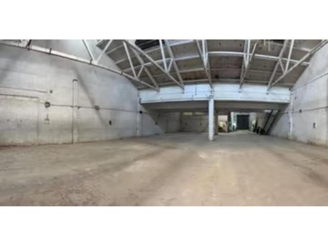 Nave industrial en alquiler en Mollet del Vallès photo 0