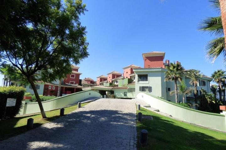 Aticos en alquiler en Sotogrande, Sotogrande Marina - Isla Tortuga photo 0