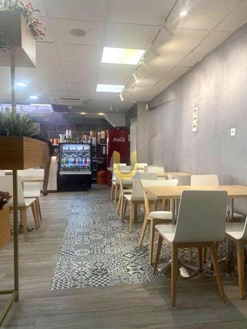 Local comercial en alquiler en Madrid photo 0