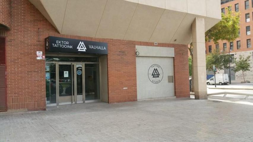 Local comercial en alquiler en Valencia, Ciutat de les Arts i de les Ciencies photo 0