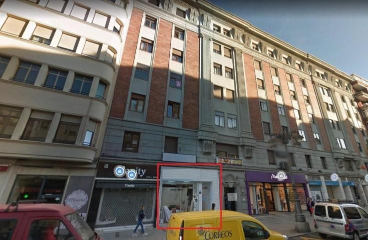 Local comercial en alquiler en León, Centro photo 0