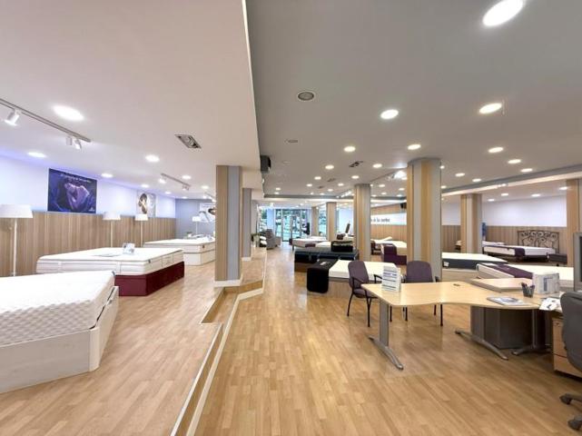 Local comercial en alquiler en Avilés, Avilés photo 0