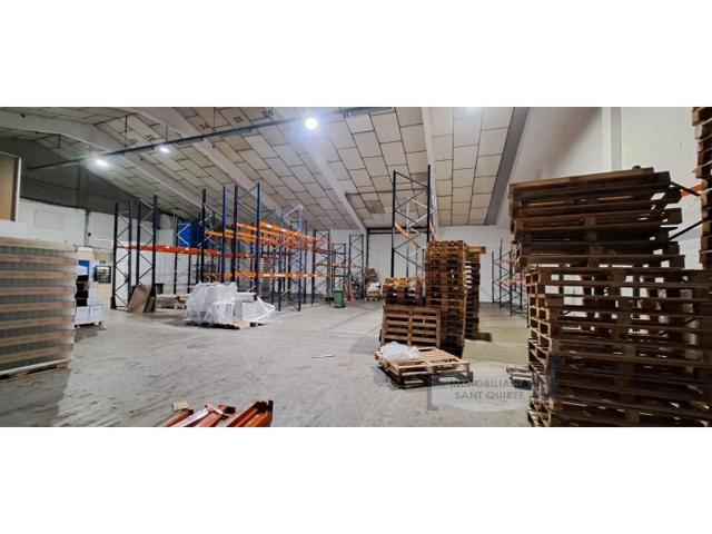Nave industrial en alquiler en Sant Quirze del Vallès photo 0