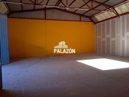 Nave industrial en alquiler en Yecla photo 0