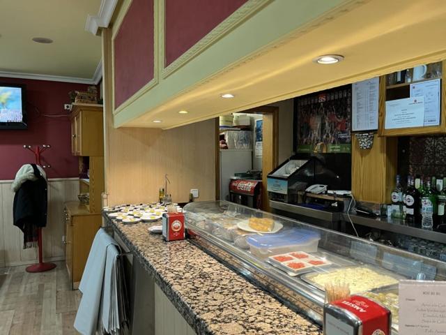 Local comercial en alquiler en Madrid, Chamartín photo 0