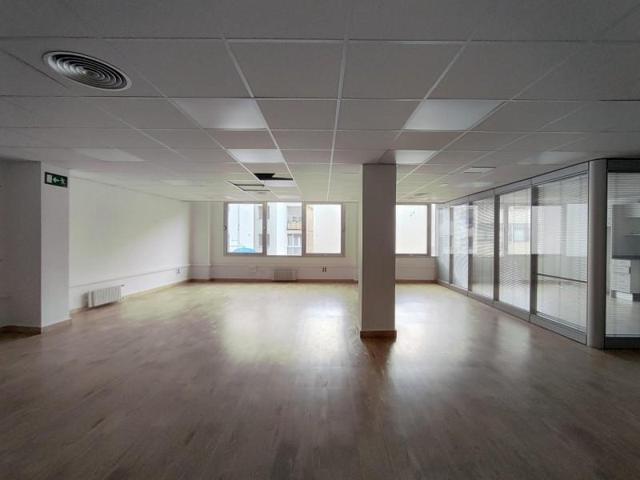 Oficina en alquiler en Bilbao, Autonomia photo 0