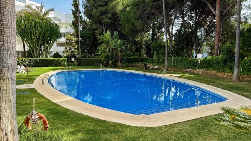 Apartamento en alquiler en Marbella, Este - Golf Rio Real photo 0