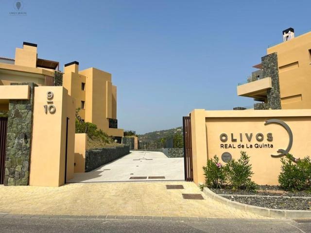 Duplex en alquiler en Benahavís, La quinta photo 0