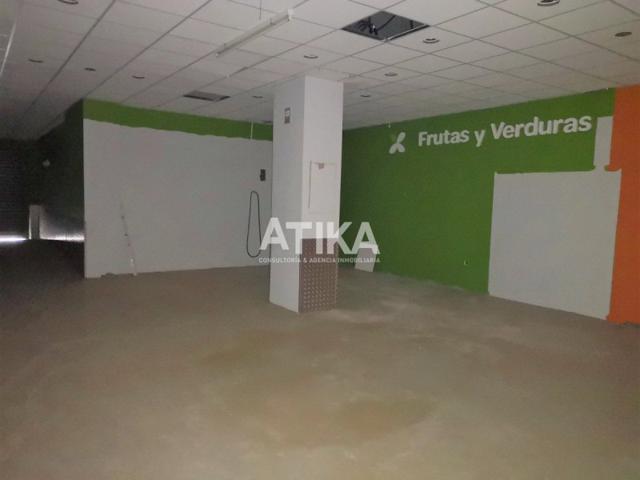 Local comercial en alquiler en Ontinyent, San Jose photo 0