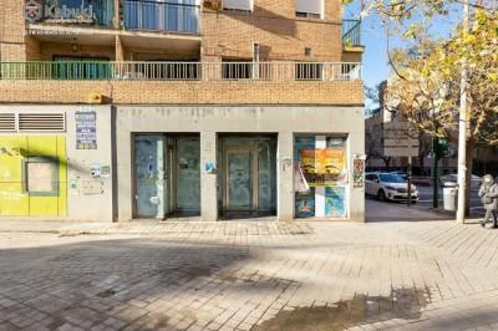 Local comercial en alquiler en Granada, Zaidin photo 0