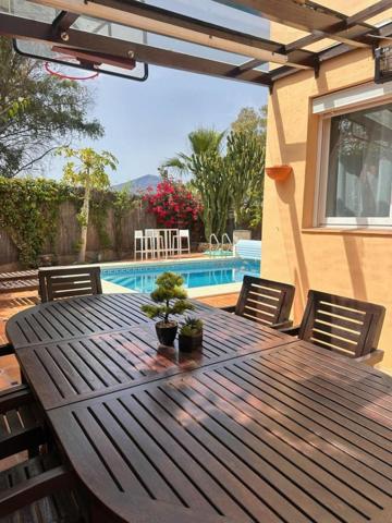 Chalet en alquiler en Marbella, Nueva Andalucia photo 0