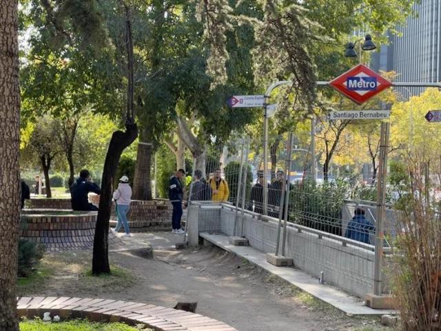 Local comercial en alquiler en Madrid, Bernabéu-Hispanoamérica photo 0