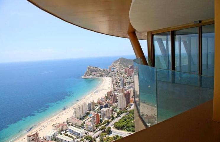 Apartamento en alquiler en Benidorm, Cala de Benidorm photo 0