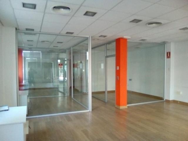 Local comercial en alquiler en Sevilla, Plaza de Cuba - República Argentina photo 0