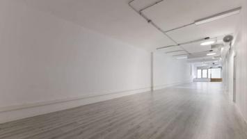 Local comercial en alquiler en Barcelona, Vallcarca i els Penitents photo 0