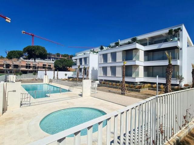 Apartamento en alquiler en Marbella, Este - Elviria photo 0