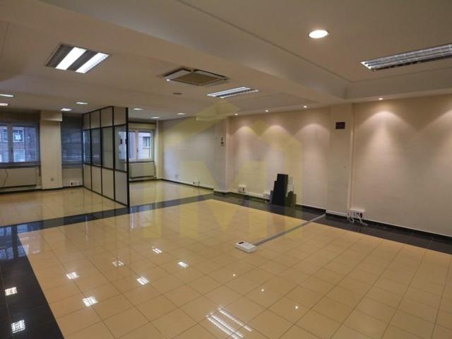 Oficina en alquiler en Oviedo, Milán - Pumarín photo 0