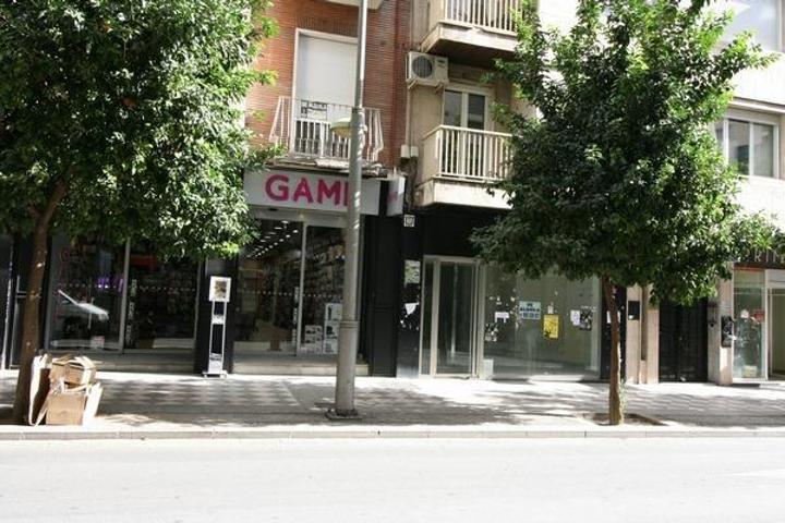 Local comercial en alquiler en Granada, Centro photo 0