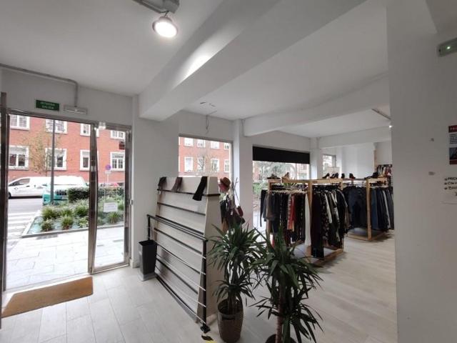 Local comercial en alquiler en Bilbao, Indautxu photo 0