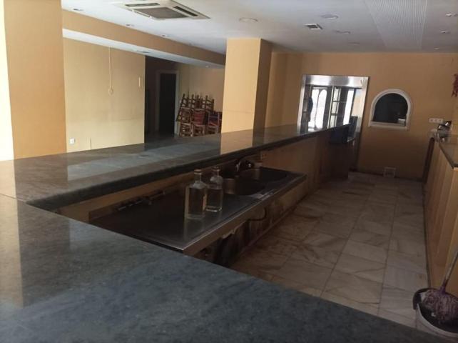 Local comercial en alquiler en Granada, Centro photo 0