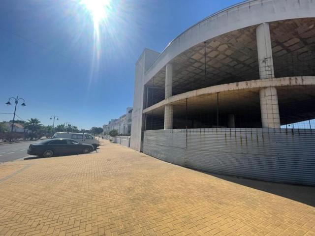 Edificio en alquiler en Ayamonte, Isla Canela photo 0