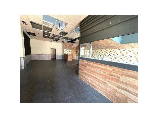 Local comercial en alquiler en Mijas photo 0