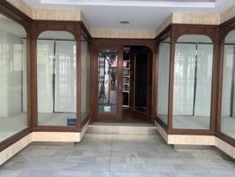 Local comercial en alquiler en Chiclana de la Frontera, Centro urbano photo 0