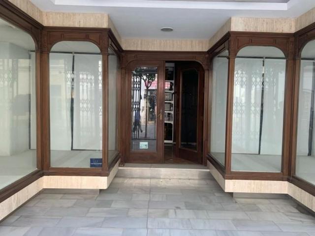 Local comercial en alquiler en Chiclana de la Frontera, Centro urbano photo 0