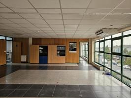 Oficina en alquiler en A Coruña, Mesoiro-Pocomaco photo 0