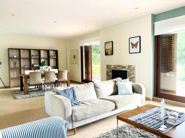 Chalet en alquiler en Mijas photo 0