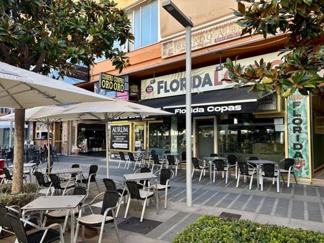 Local comercial en alquiler en Torremolinos, Costa del Sol Occidental-Área de Benalmádena-Costa photo 0
