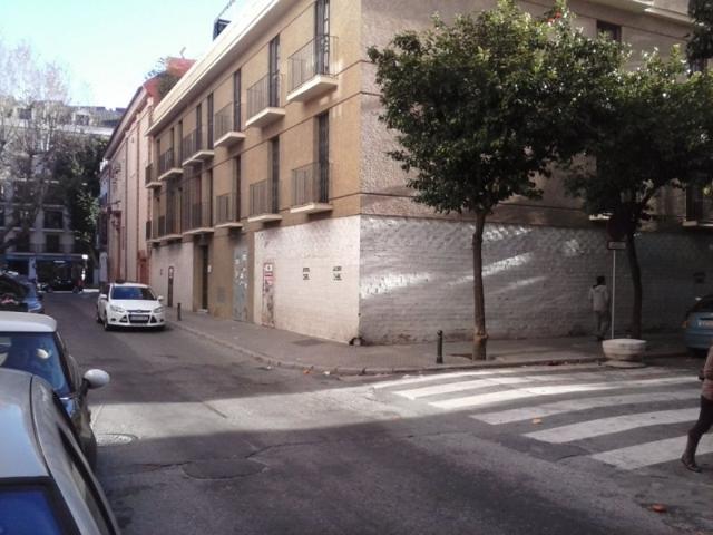 Local comercial en alquiler en Sevilla, Centro photo 0