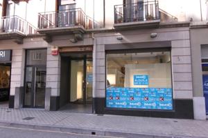 Local comercial en alquiler en Pamplona, 1º Ensanche photo 0