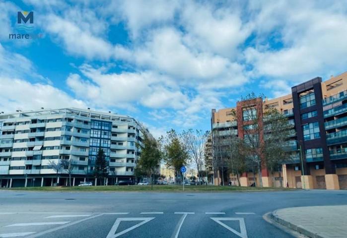 Local comercial en alquiler en Málaga, Teatinos photo 0