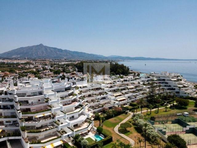 Apartamento en alquiler en Marbella photo 0