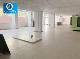 Local comercial en alquiler en Alicante, Gran Via photo 0