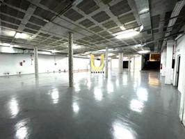 Nave industrial en alquiler en Madrid photo 0