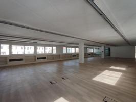 Oficina en alquiler en Bilbao, Indautxu photo 0