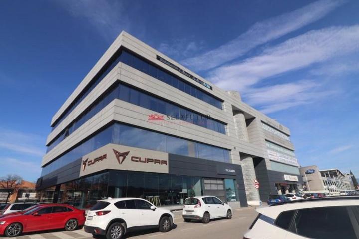 Local comercial en alquiler en Mollet del Vallès, Riera Seca photo 0