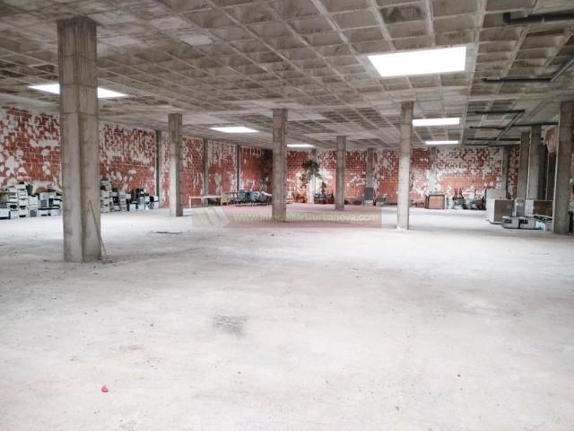 Local comercial en alquiler en Logroño, Portillejo photo 0