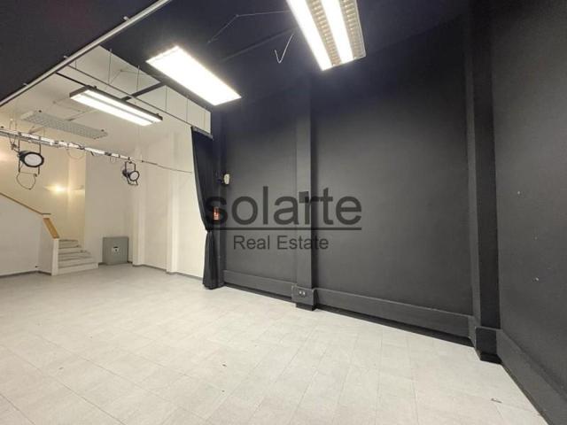 Local comercial en alquiler en Barcelona, Carrer de Nicaragua, 08029 photo 0